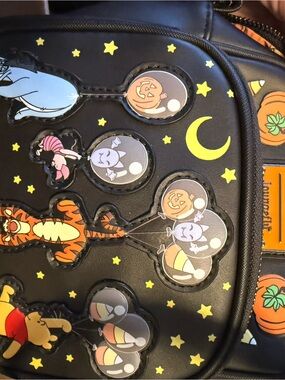 Loungefly crossbody - Winnie the Pooh Halloween Balloons - Glow-in-the-dark